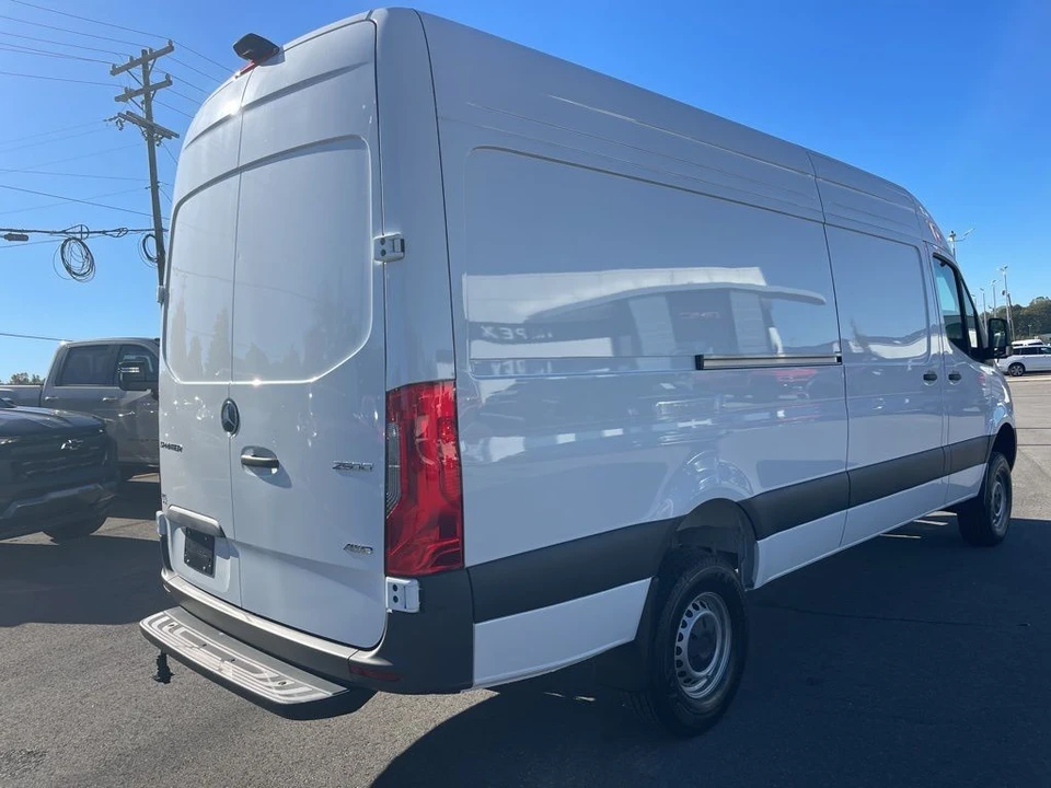 2025 Mercedes-Benz VS30 Sprinter - Image 5 of 12