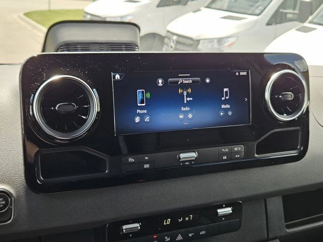 2025 Mercedes-Benz VS30 Sprinter - Image 18 of 21
