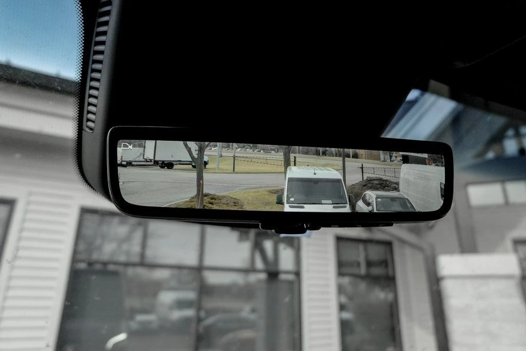 2025 Mercedes-Benz VS30 Sprinter - Image 18 of 21