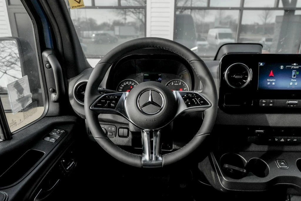 2025 Mercedes-Benz VS30 Sprinter - Image 19 of 21
