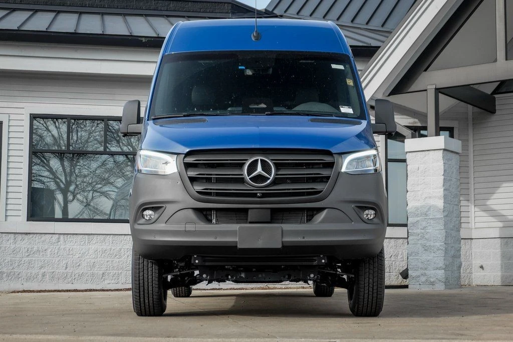 2025 Mercedes-Benz VS30 Sprinter - Image 6 of 21