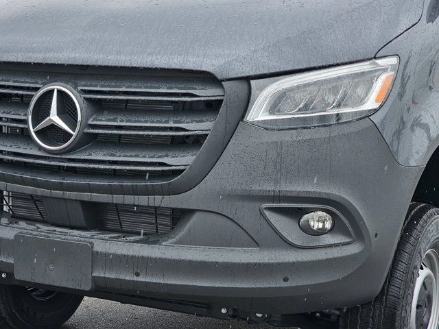2025 Mercedes-Benz VS30 Sprinter - Image 6 of 12