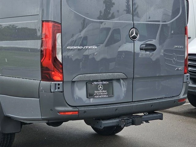 2025 Mercedes-Benz VS30 Sprinter - Image 9 of 12