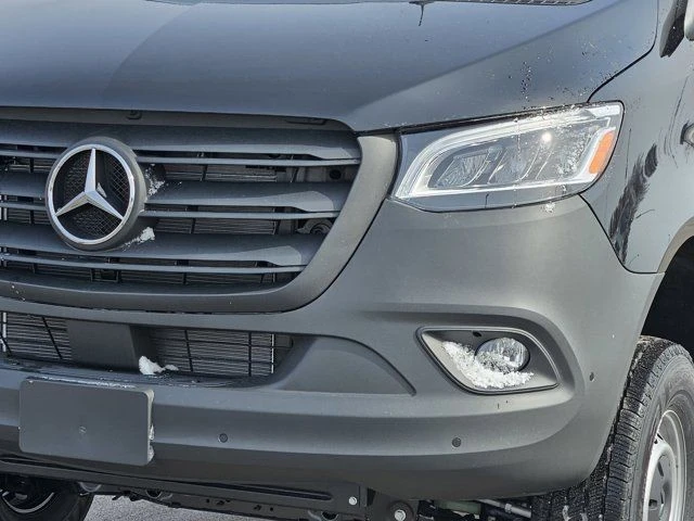 2025 Mercedes-Benz VS30 Sprinter - Image 6 of 12