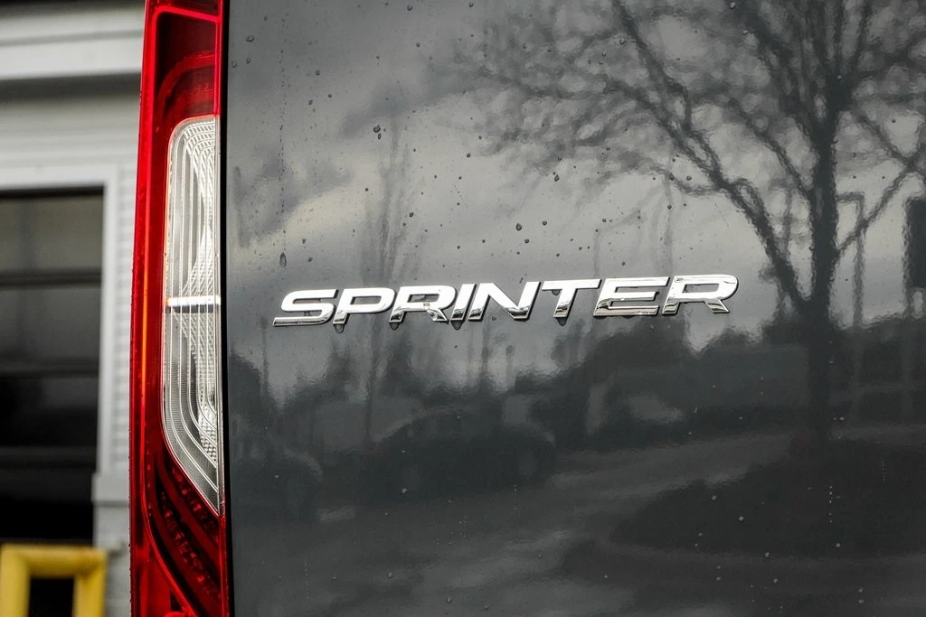 2025 Mercedes-Benz VS30 Sprinter - Image 8 of 12