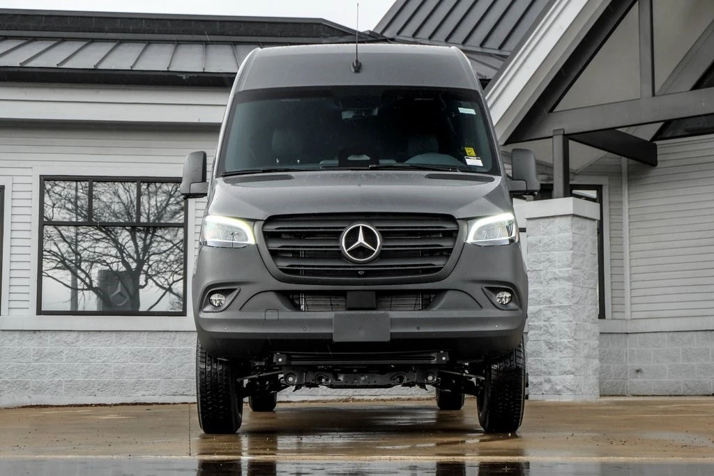 2025 Mercedes-Benz VS30 Sprinter - Image 5 of 12