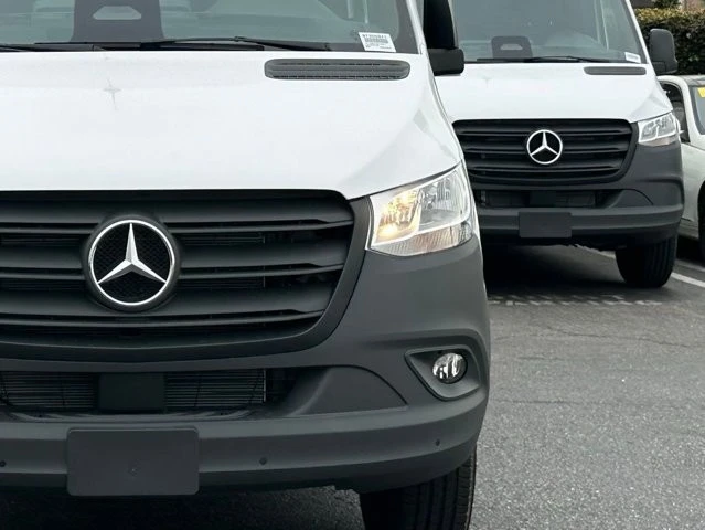 2025 Mercedes-Benz VS30 Sprinter - Image 4 of 21