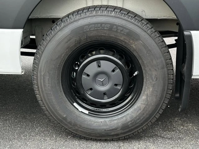 2025 Mercedes-Benz VS30 Sprinter - Image 14 of 21