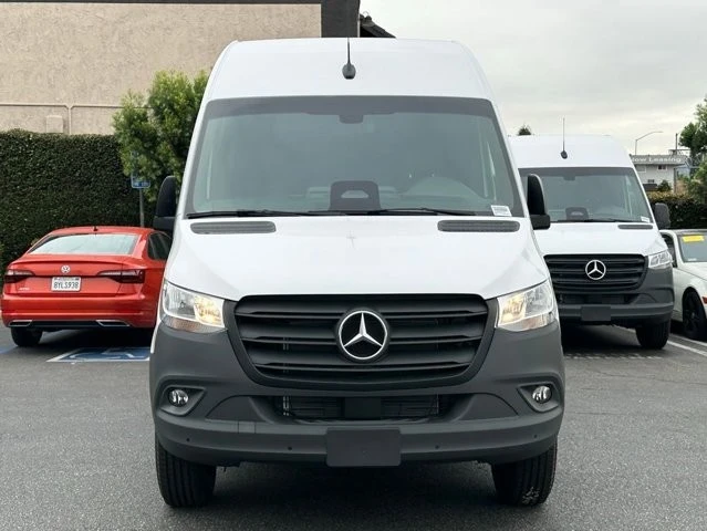 2025 Mercedes-Benz VS30 Sprinter - Image 3 of 21