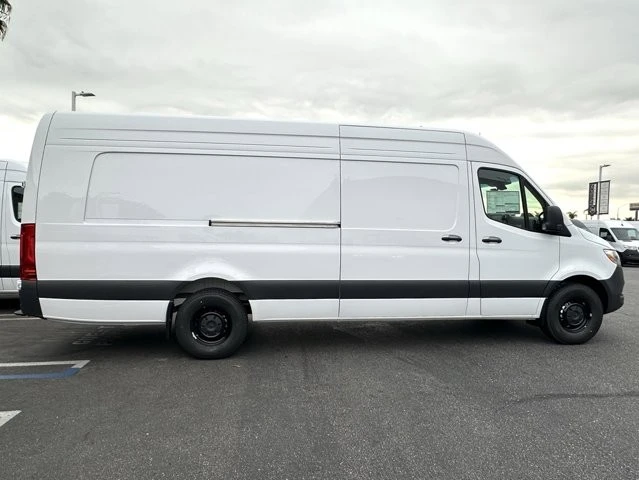 2025 Mercedes-Benz VS30 Sprinter - Image 9 of 21