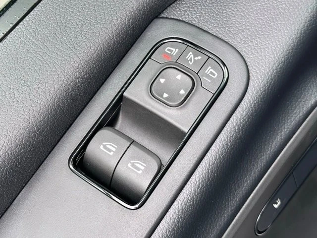 2025 Mercedes-Benz VS30 Sprinter - Image 16 of 21