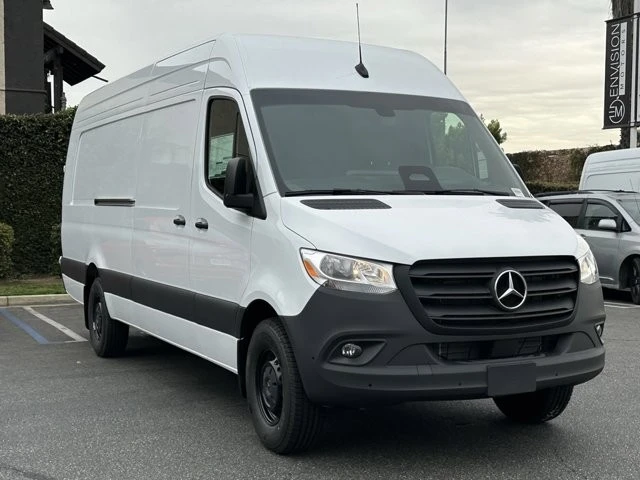2025 Mercedes-Benz VS30 Sprinter - Image 2 of 21