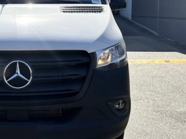 2025 Mercedes-Benz VS30 Sprinter - Image 5 of 12