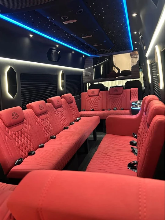 2025 Mercedes-Benz VS30 Sprinter - Image 5 of 10