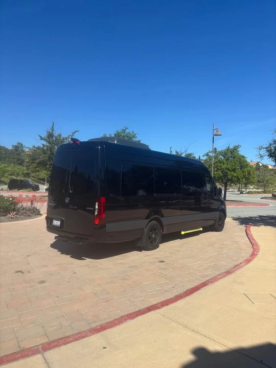 2025 Mercedes-Benz VS30 Sprinter - Image 2 of 10