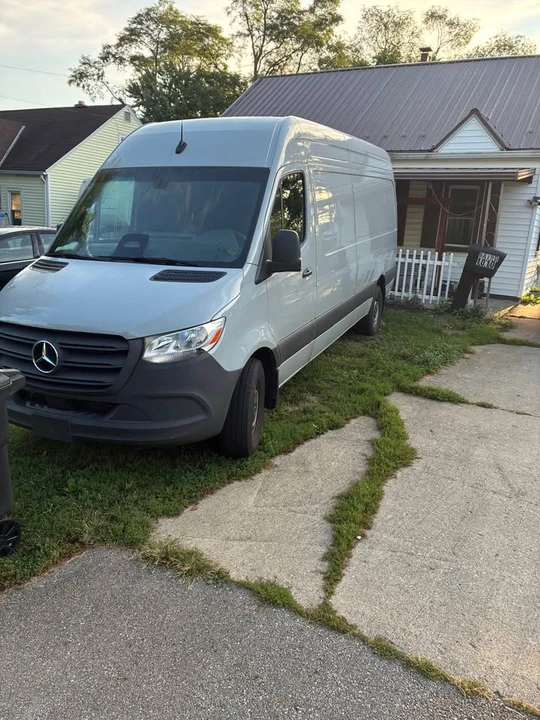 2025 Mercedes-Benz VS30 Sprinter - Image 4 of 5