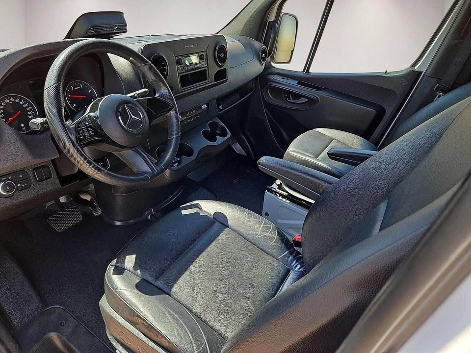 2025 Mercedes-Benz VS30 Sprinter - Image 10 of 20