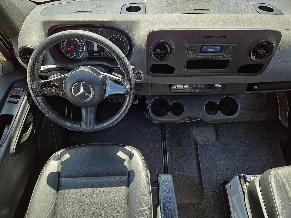 2025 Mercedes-Benz VS30 Sprinter - Image 7 of 20