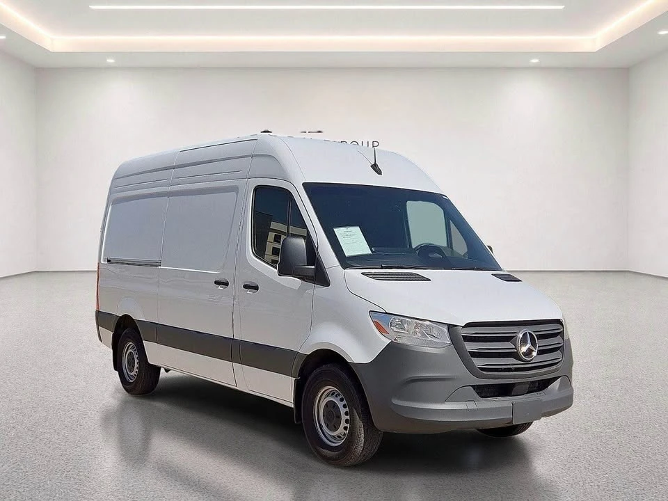 2025 Mercedes-Benz VS30 Sprinter - Image 4 of 20