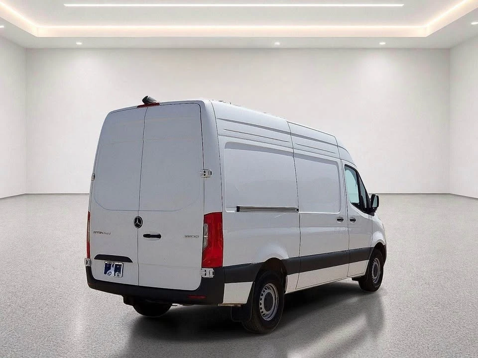 2025 Mercedes-Benz VS30 Sprinter - Image 8 of 20