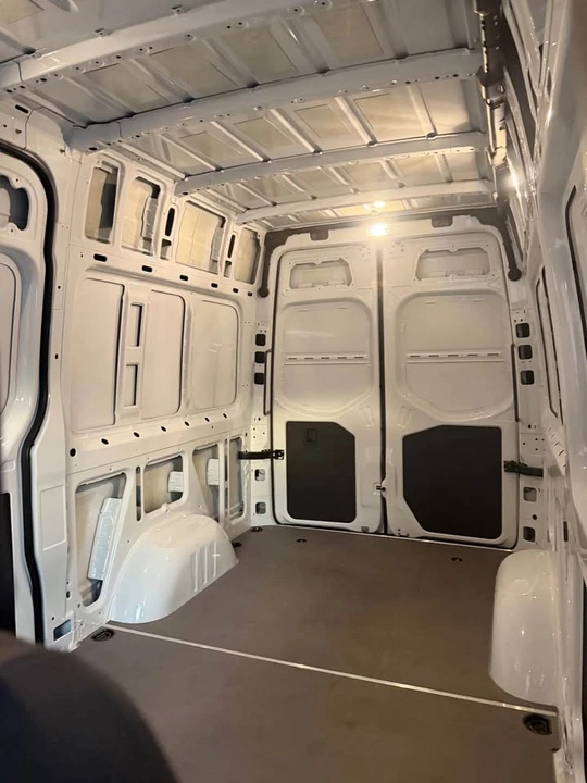 2025 Mercedes-Benz VS30 Sprinter - Image 6 of 13