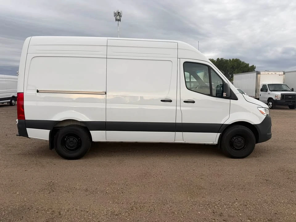 2025 Mercedes-Benz VS30 Sprinter - Image 6 of 20