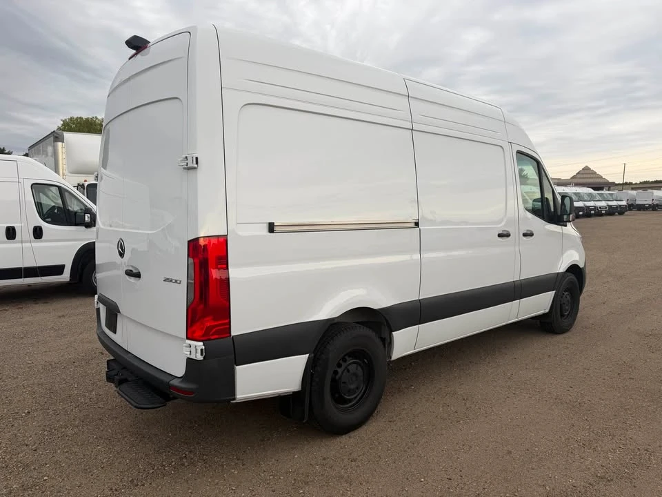 2025 Mercedes-Benz VS30 Sprinter - Image 5 of 20