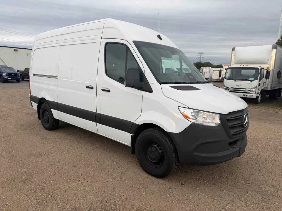 2025 Mercedes-Benz VS30 Sprinter - Image 7 of 20