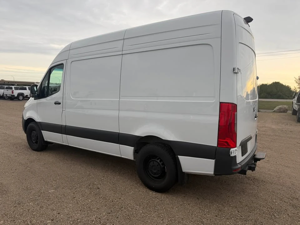 2025 Mercedes-Benz VS30 Sprinter - Image 3 of 20