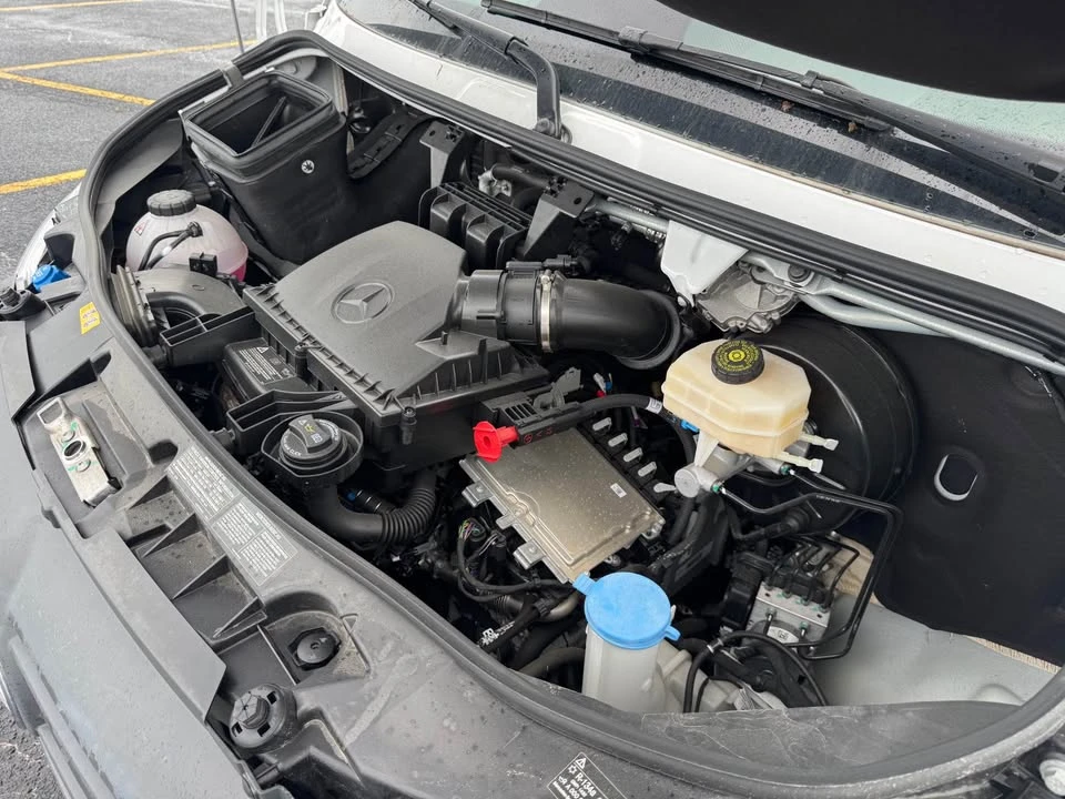 2025 Mercedes-Benz VS30 Sprinter - Image 17 of 18