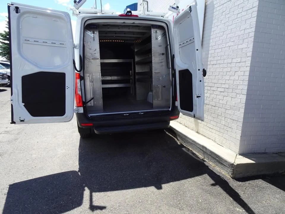 2025 Mercedes-Benz VS30 Sprinter - Image 9 of 10