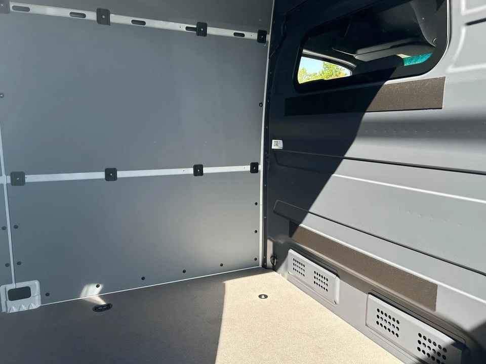 2025 Mercedes-Benz VS30 Sprinter - Image 4 of 7