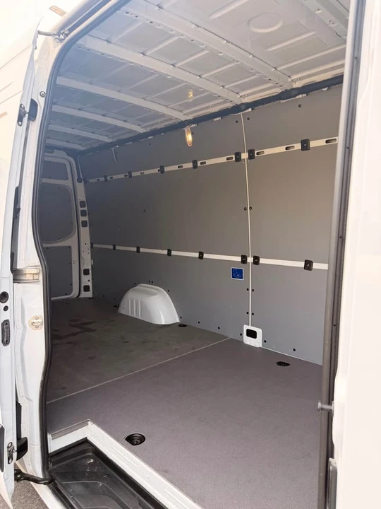 2025 Mercedes-Benz VS30 Sprinter - Image 10 of 15