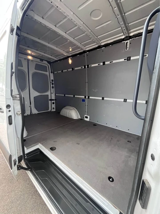 2025 Mercedes-Benz VS30 Sprinter - Image 7 of 7