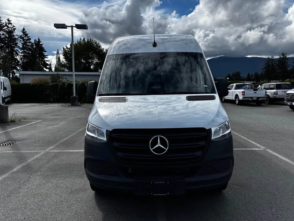 2025 Mercedes-Benz VS30 Sprinter - Image 7 of 17