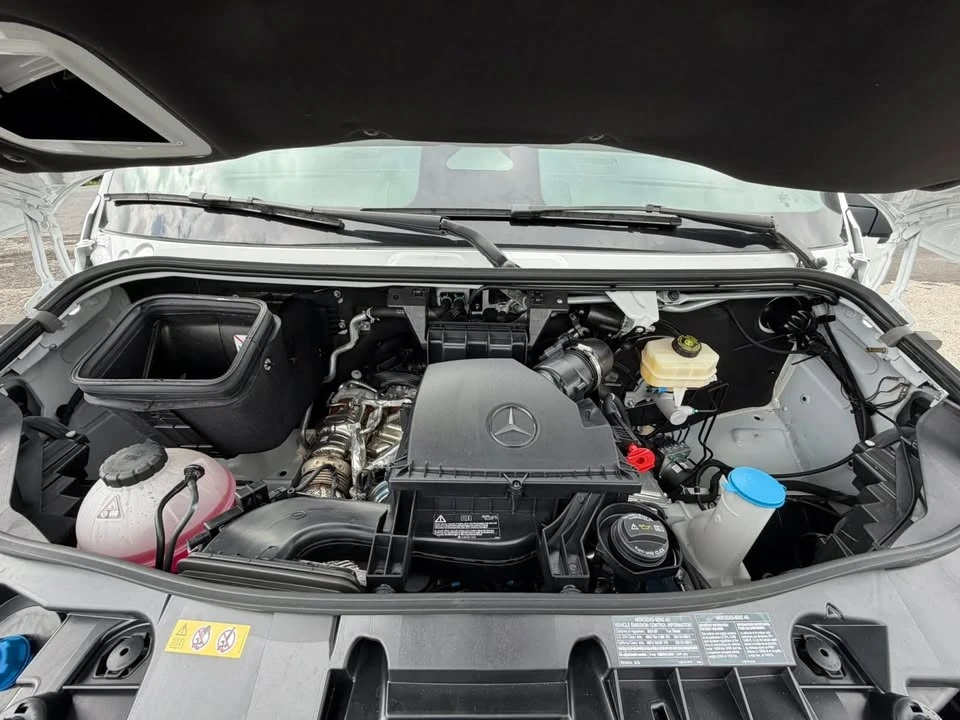 2025 Mercedes-Benz VS30 Sprinter - Image 14 of 16