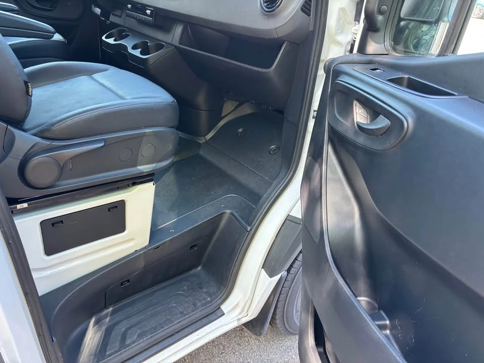 2025 Mercedes-Benz VS30 Sprinter - Image 19 of 20