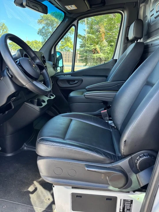 2025 Mercedes-Benz VS30 Sprinter - Image 4 of 20