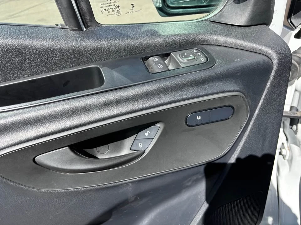 2025 Mercedes-Benz VS30 Sprinter - Image 8 of 20