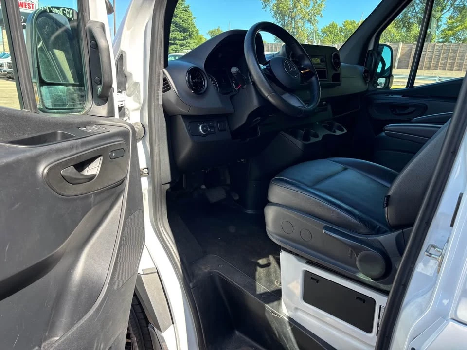 2025 Mercedes-Benz VS30 Sprinter - Image 3 of 20