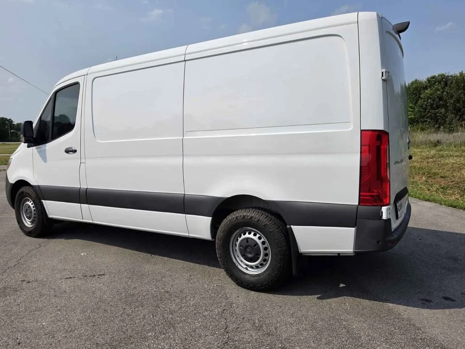 2025 Mercedes-Benz VS30 Sprinter - Image 6 of 15