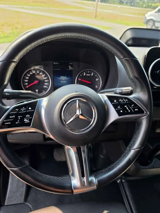 2025 Mercedes-Benz VS30 Sprinter - Image 15 of 15