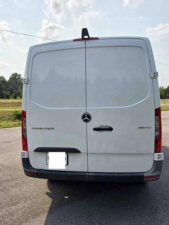 2025 Mercedes-Benz VS30 Sprinter - Image 4 of 15