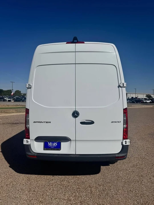 2025 Mercedes-Benz VS30 Sprinter - Image 3 of 14