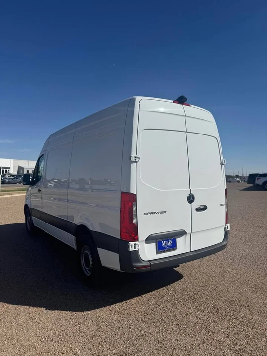 2025 Mercedes-Benz VS30 Sprinter - Image 2 of 14
