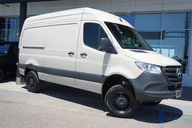 2025 Mercedes-Benz VS30 Sprinter - Image 4 of 5