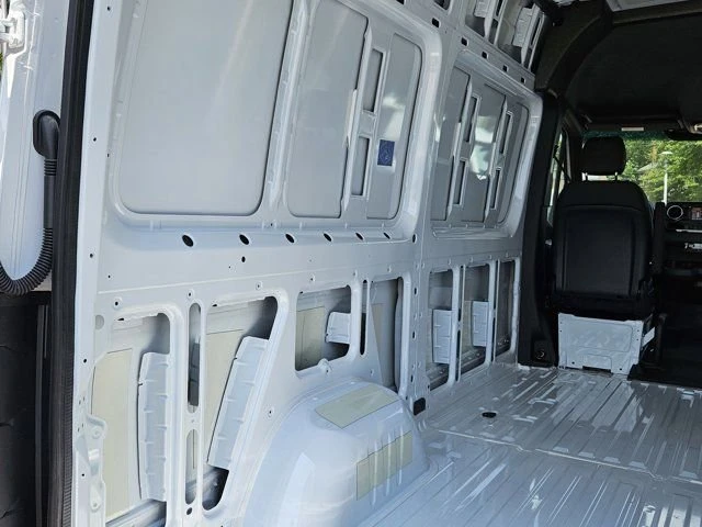 2025 Mercedes-Benz VS30 Sprinter - Image 17 of 19