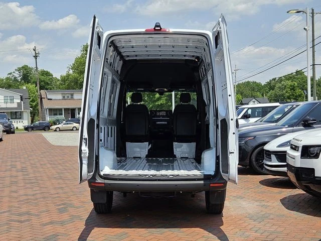 2025 Mercedes-Benz VS30 Sprinter - Image 16 of 19
