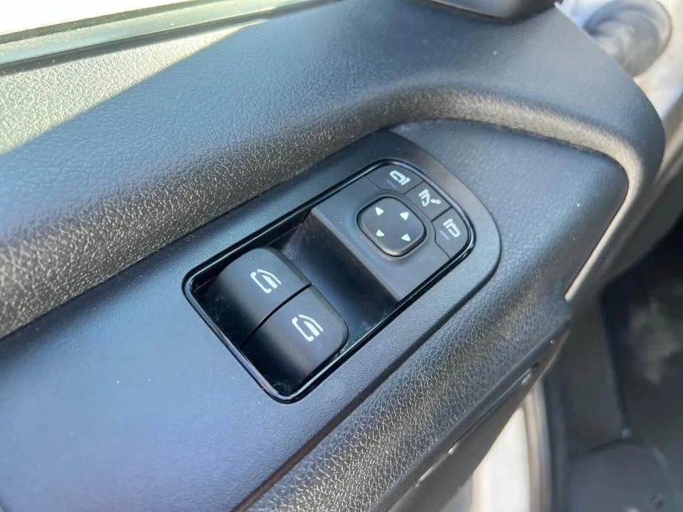 2025 Mercedes-Benz VS30 Sprinter - Image 16 of 16