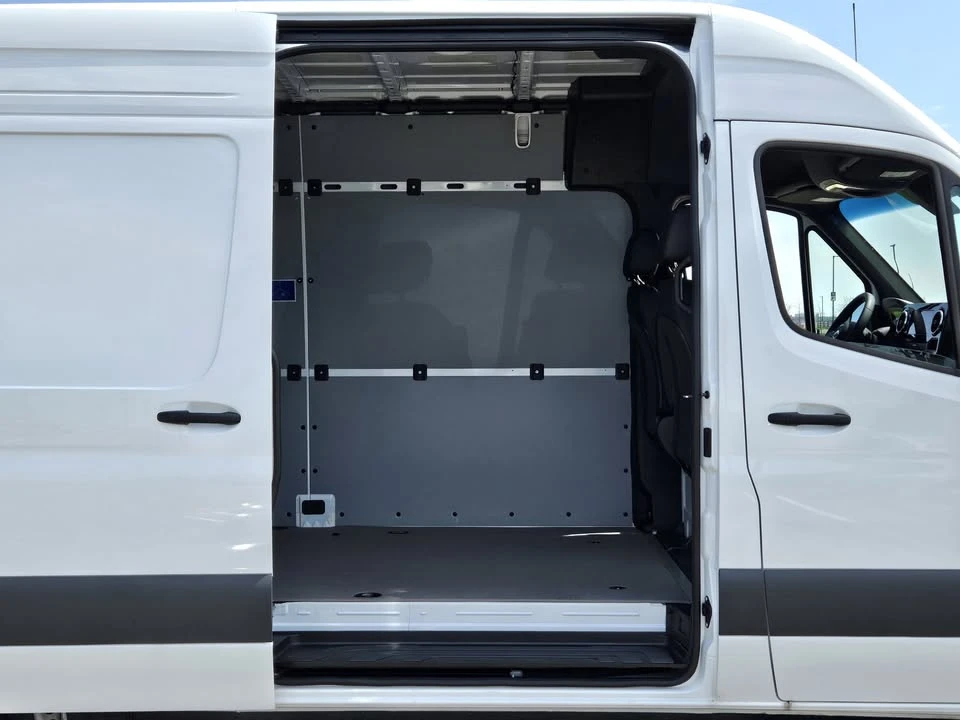 2025 Mercedes-Benz VS30 Sprinter - Image 14 of 20